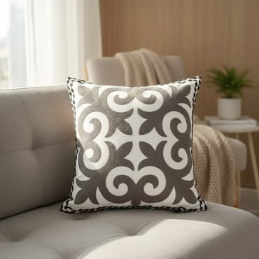 шкаф для обув: Декоративные наволочки с вышивкой - Формат: квадратные, для подушек — 1