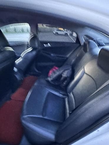 саната ка 5: Hyundai Sonata: 2010 г., 2 л, Автомат, Газ, Седан — 6