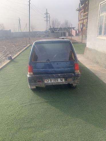 для салона авто: Компактный городской хэтчбек, 5 дверей, синий цвет кузова. Практичный — 1