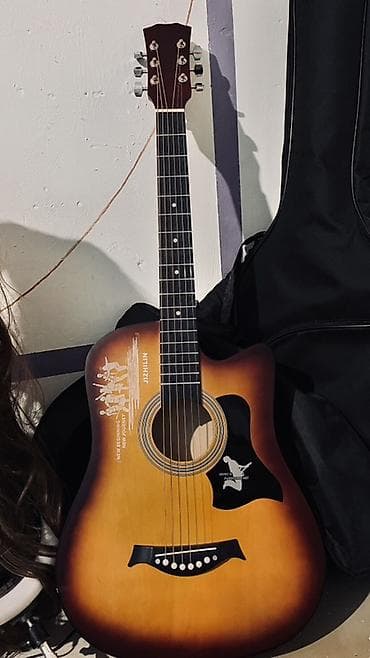 ген кж: Акустическая гитара 6‑струнная, форма корпусa Dreadnought, цвет — 1