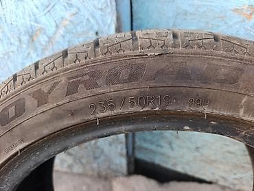 асфальт рез: Зимняя шина Joyroad 235/50 R19 99H - Тип: зимняя ненашипованная — 1