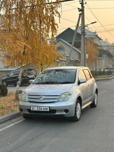 купить скутер в японии: Toyota ist: 2003 г., 1.5 л, Автомат, Бензиновая, Хэтчбэк — 2