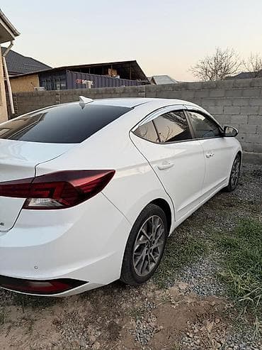 e2 byd: Hyundai Elantra: 2019 г., 1.6 л, Автомат, Бензин, Седан — 8