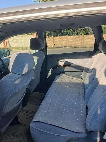 Honda Odyssey: 2000 г., 2.3 л, Автомат, Бензин, Универсал — 10