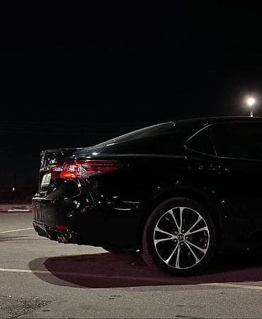 chevrolet comaro: Toyota Camry: 2018 г., 2.5 л, Автомат, Бензин, Седан — 7