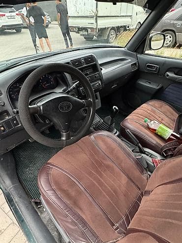 Продажа авто: Toyota RAV4: 1995 г., 2 л, Механика, Бензин, Кроссовер — 6