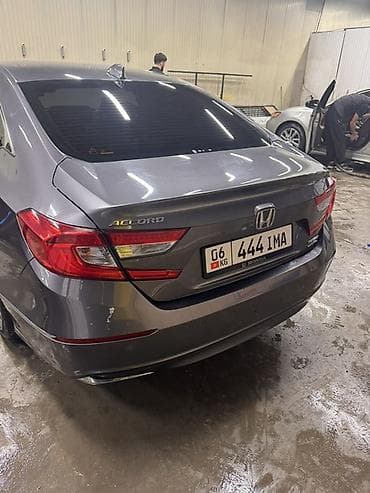 mercedes benz e 250: Honda Accord: 2019 г., 2 л, Автомат, Гибрид, Седан — 3