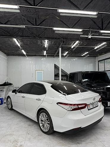 corolla 2016: Toyota Camry: 2018 г., 2.5 л, Автомат, Бензин, Седан — 4