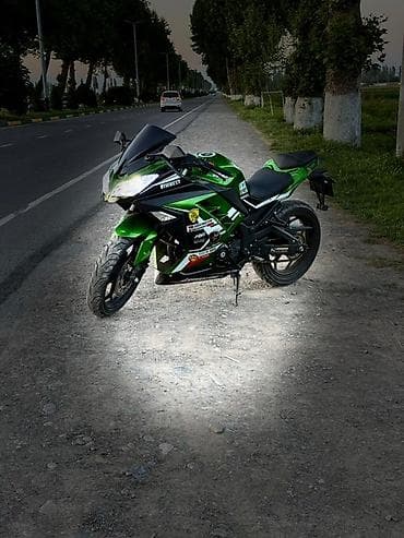 мотор морнинг: Спортбайк Kawasaki, 400 куб. см, Бензин, Взрослый, Б/у — 3