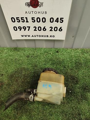 windom 3 0: Бачок Toyota — 1