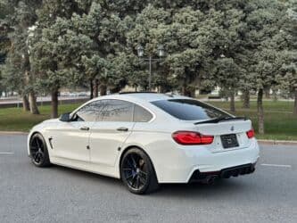 сколько стоит спортивные мотоциклы: BMW 3 series: 2019 г., 2 л, Автомат, Бензин, Седан — 7