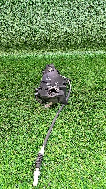 elave is: Блок ручки е70 задний левый Состояние отличное В отличном — 1