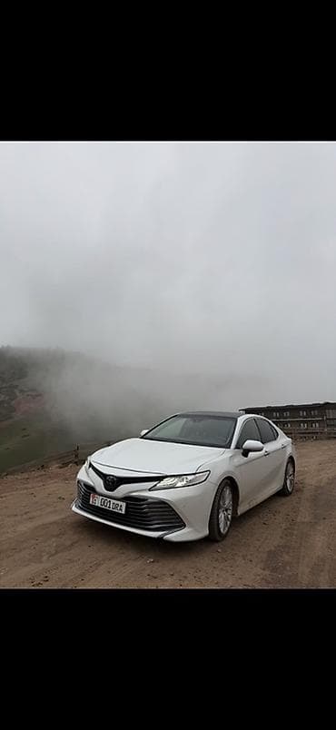 Продажа авто: Toyota Camry: 2018 г., Автомат, Бензин, Седан — 4