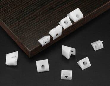 фурнитура для кухонной мебели blum: Уголок мебельный для крепления задней стенки из ДВП или дна ящика — 2