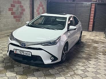 e klass: Toyota Corolla: 2017 г., 1.8 л, Вариатор, Гибрид, Седан — 2