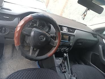 наклейка на порог авто: Skoda Octavia: 2016 г., 1.6 л, Автомат, Бензин, Седан — 5