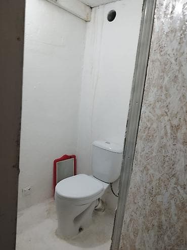 бир комната: Сдаю квартиру в частном доме район Кудайберген Кайназарова Власова пол — 3