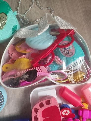 для девочек игрушки: 🧸Продаю игрушки для девочек, на возраст примерно 4-5 лет. Все целое — 5
