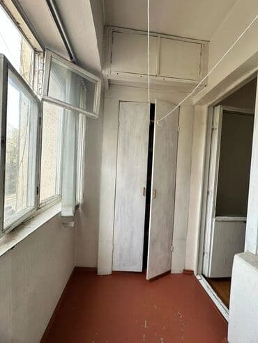 продаю квартиру по улице советская донецкая саманчина: 3 комнаты, 77 м², Индивидуалка, 3 этаж — 24