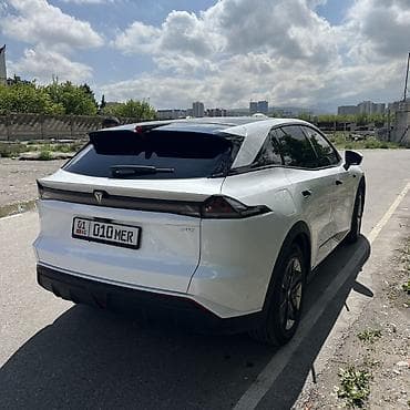 byd plus: Changan : 2025 г., 1.5 л, Гибрид — 4