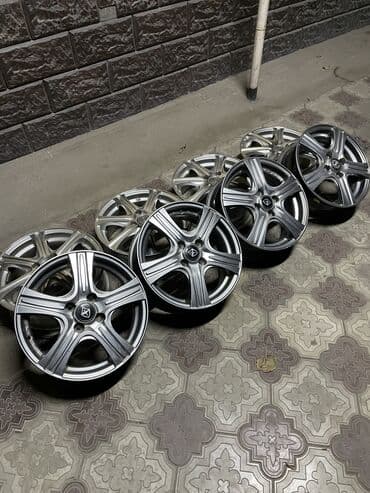 вращающийся диск: Литые Диски R 15 RAYS, Комплект, Б/у — 9