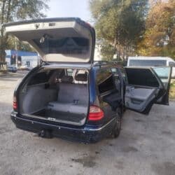 продаю в связи с переездом: Mercedes-Benz E-Class: 2000 г., 2.4 л, Автомат, Бензин, Универсал — 7