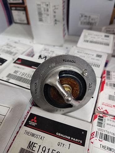 термостат камри 70: Термостат Новый, Оригинал, Япония — 1