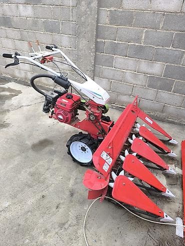 дом на колесо: Компактный мотоблок‑жатка для уборки зерновых и технических культур — 3