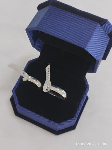 свадебное платья для беременных: Обручальные кольцы Серебро пробы 925 Производитель Бишкек Размеры — 4