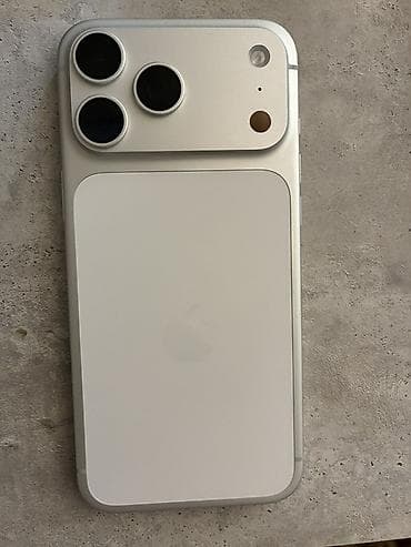 pixel 5: IPhone 17 Pro Max, Б/у, 256 ГБ, Серебристый, Защитное стекло, Чехол, 100 % — 1