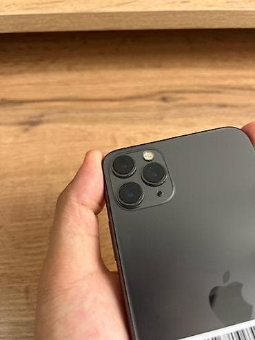 iphone 1e: IPhone 11 Pro Max, Б/у, 256 ГБ, Space Gray, В рассрочку, 90 % — 3