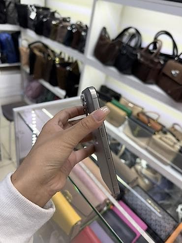 iphon 16 pro: IPhone 15 Pro, Natural Titanium — 2