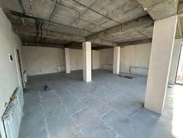 контейнер рынок дордой: Сдаю Магазин, Отдельностоящий магазин, 150 м² Не действующий, Без оборудования, Без ремонта, Вода, Канализация, Отопление, 1 линия — 3