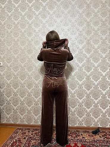 новый спортивный костюм: Новый костюм, размер М. (44-46) покупала на заказ,оказался маловат — 6