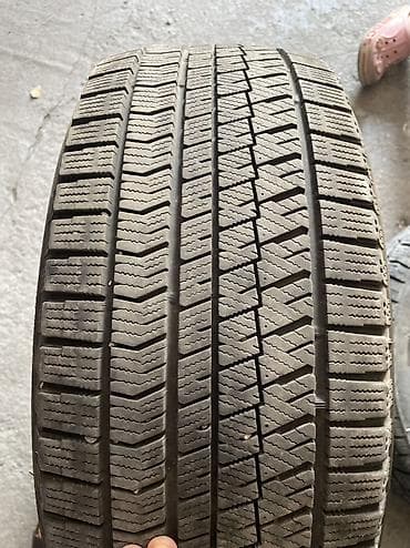 Шиналар 225 / 55 / R 17, Кыш, Колдонулган, 1 даана, Жеңил унаалар, Жапония, Bridgestone — 1