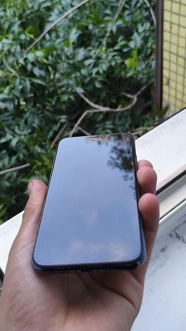 iphone 3: IPhone XS, 64 Гб не работает на запчасть — 2