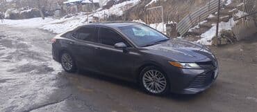 Toyota Camry: 2018 г., 2.5 л, Автомат, Бензин, Седан