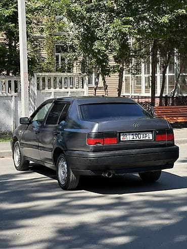 volkswagen arteon: Volkswagen Vento: 1992 г., 1.8 л, Механика, Бензин, Седан — 4