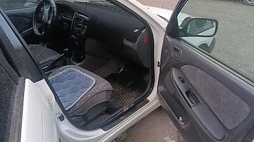 corolla runx: Toyota Avensis: 2000 г., 1.8 л, Механика, Бензин, Универсал — 4