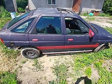 2 8: Ford Escort: 1997 г., Механика, Бензин, Хэтчбэк — 6