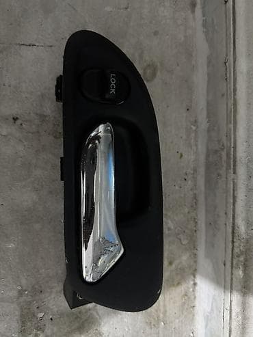 accord: Передняя правая дверная ручка Дверная ручка Honda — 1