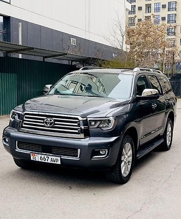 b class: Toyota Sequoia: 2018 г., 5.7 л, Автомат, Бензин, Внедорожник — 2
