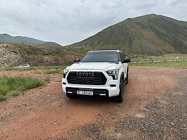 range rower: Toyota Sequoia: 2023 г., 3.5 л, Автомат, Гибрид, Внедорожник — 4