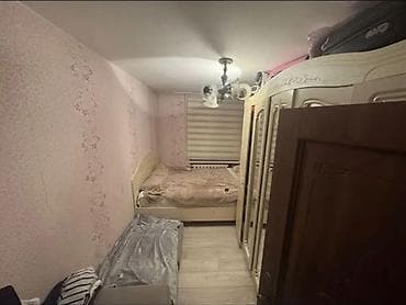 2 комнаты 44 м² 104 серия: 2 комнаты, 44 м², Хрущевка, 1 этаж, Старый ремонт — 1