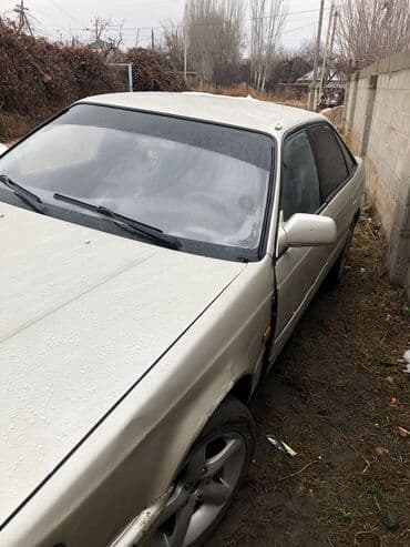 Mazda 626: 1991 г., 2 л, Механика, Бензин, Хэтчбэк — 7