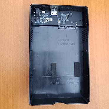 кейс для hdd: Внешний кейс для жесткого диска. Подходит для 3.5" и 2.5" SATA дисков — 5
