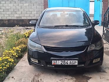 Унаа: Honda Civic: 2008 г., 1.8 л, Кол менен иштөөчү, Седан — 3