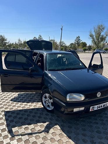 Volkswagen Golf: 1992 г., 1.8 л, Ручные, Бензин, Хэтчбэк