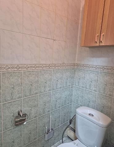 Квартиры: 3 комнаты, 65 м², 105 серия, 4 этаж, Старый ремонт — 8