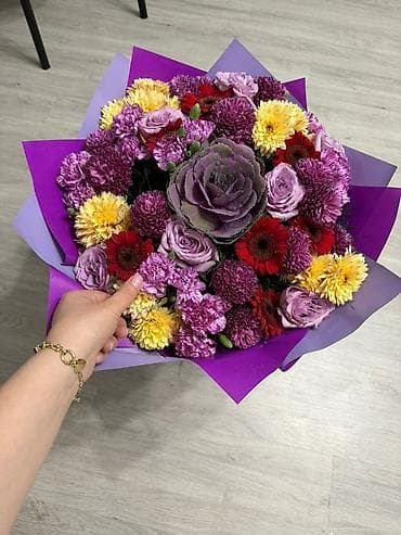 Нянька керек, жатып иштесе да болот, 1-жашка жете элек уулум жана эки